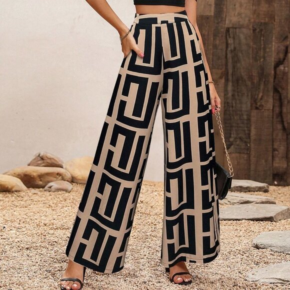 Khaki Preppy Women's Puff Sleeve Cropped Top Geometric Pattern Pants Set - Picture 4 of 5